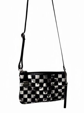 Stylish Checkered Crossbody Bag in Black and White